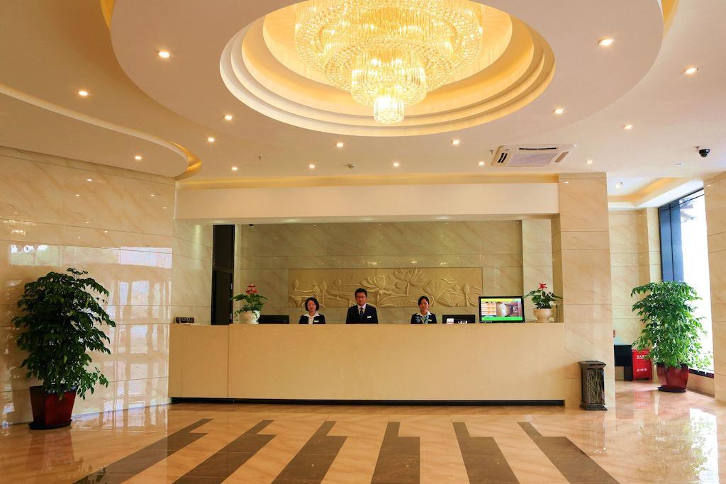 Country Inn&Suites By Radisson, Shanghai Pvg Xangai Exterior foto